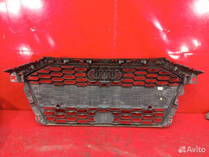Решетка радиатора Audi A3 8V 2012