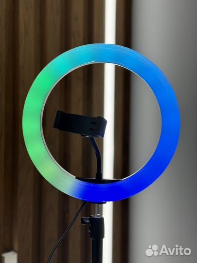 Кольцевая лампа со штативом