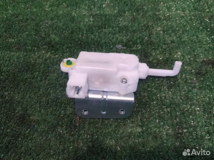 Замок лючка бензобака Honda Accord 8 (CU) 2009