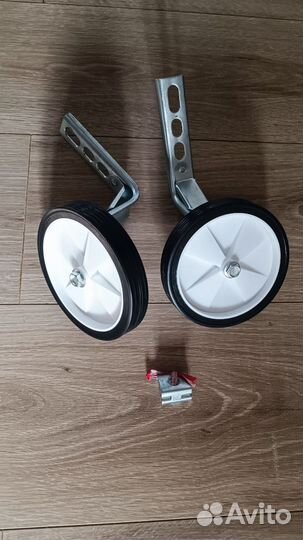 Дополнительные колёса велосипеда