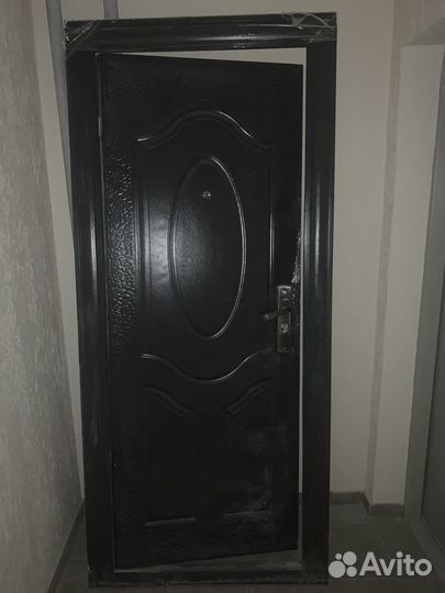 Металлическая дверь бу