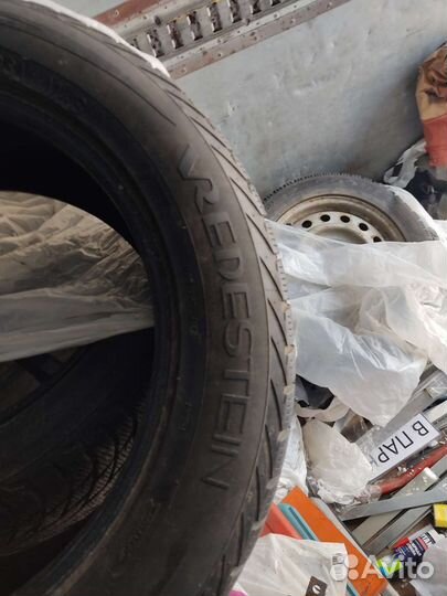 Vredestein Wintrac Xtreme 235/55 R17