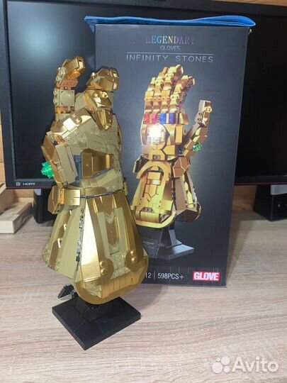 Перчатка бесконечности Таноса