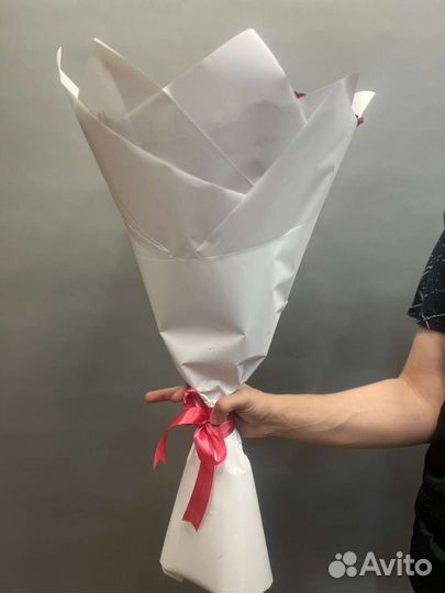 Цветы розы и букеты с доставкой алые розы