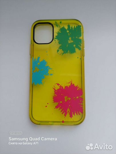 Чехлы на iPhone 11