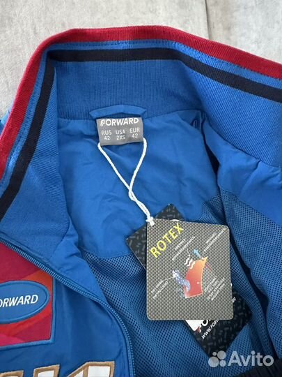 Спортивный костюм новый