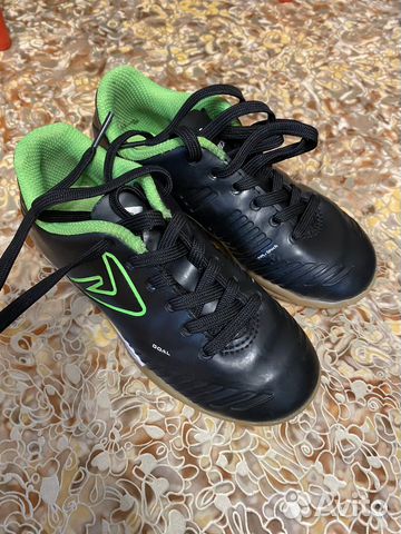 Футзалки демикс