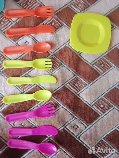 Наборы игрушек продуктов/посуды