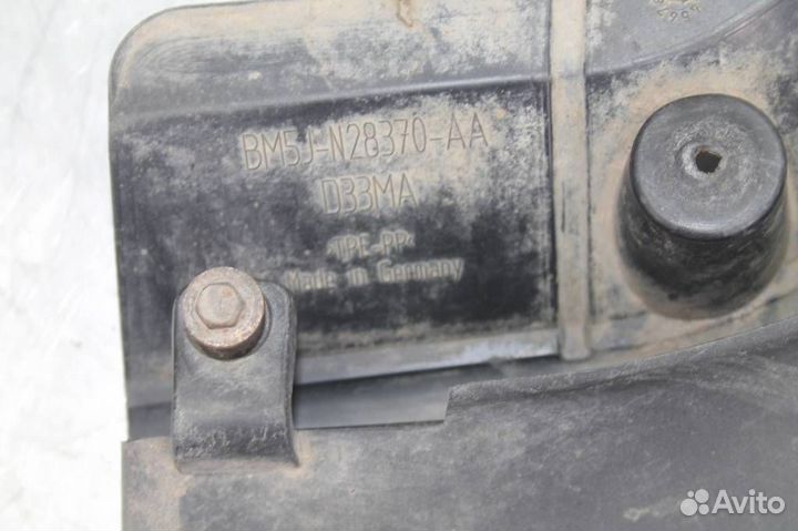 Брызговик задний правый Ford Focus 3 2011