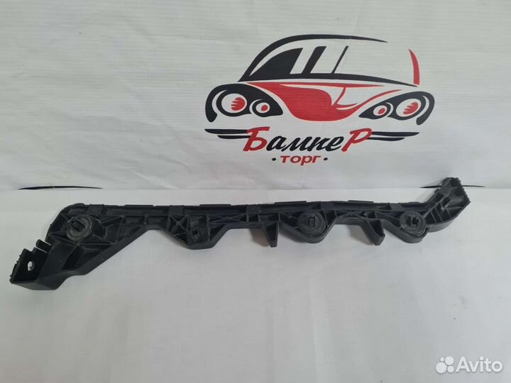 Направляющая заднего бампера Mazda 6