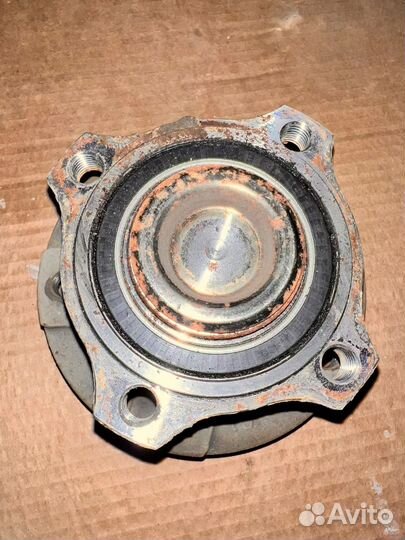 Ступичный подшипник BMW 5 E60, E61 BMW 6 E63, E64