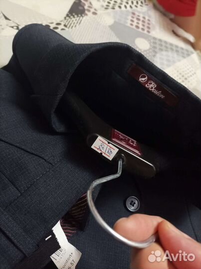 Школьный костюм для мальчика 122 серый