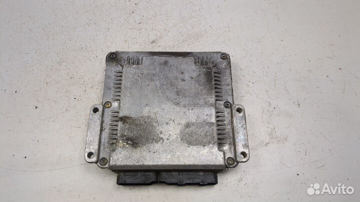 Блок управления двигателем Chrysler Voyager