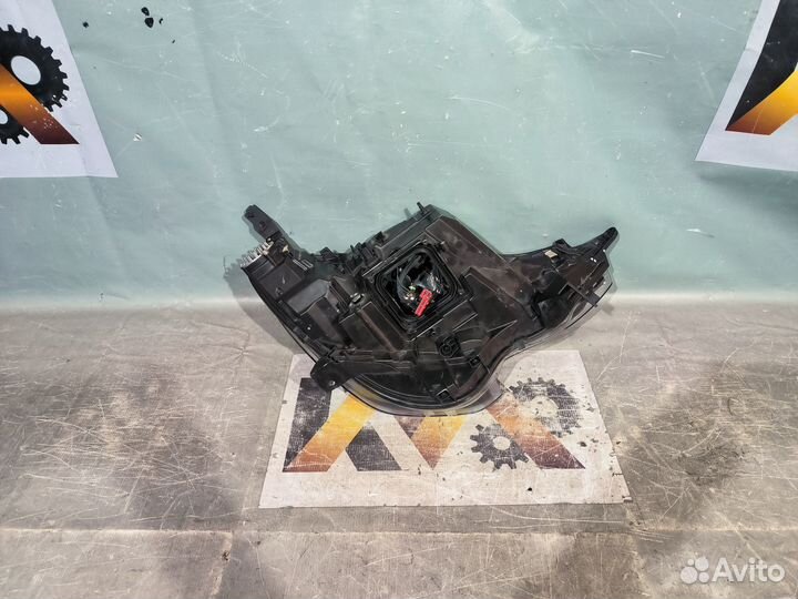 Рено Аркана 2019- Фара левая Led 31204