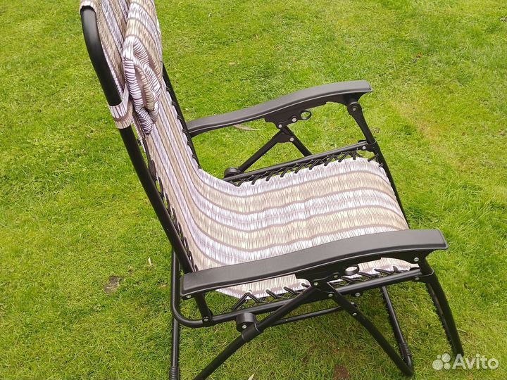 Шезлонг для дачи