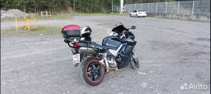 Продам honda VFR 800