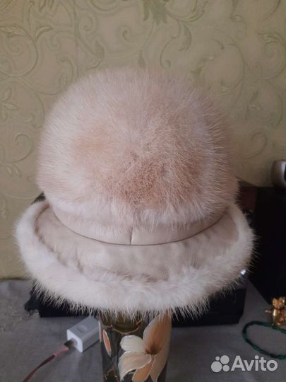 Шапка женская норковая новая 56- 58 размер