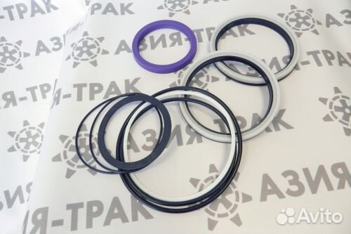 Ремкомплект гидроцилиндра рукояти Hitachi UH009