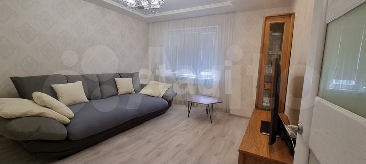 2-к. квартира, 67,1 м², 8/17 эт.