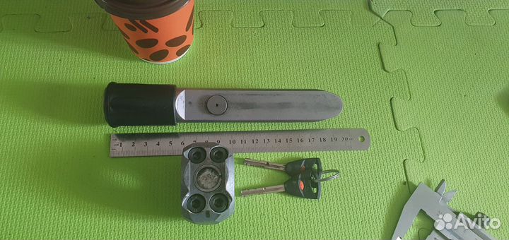 Блокиратор рулевого вала Гарант блок люкс