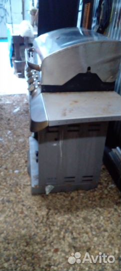 Газовый гриль Char-Broil