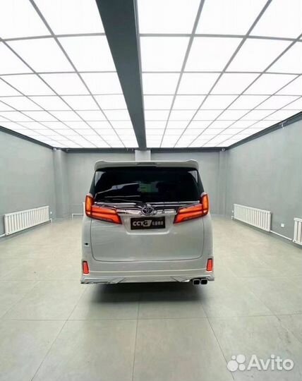 Рестайлинг Toyota Alphard (2го поколения) в 2023