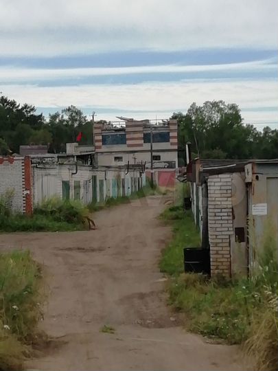 Гараж, > 30 м²