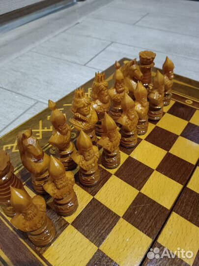 Шахматы деревянные резные