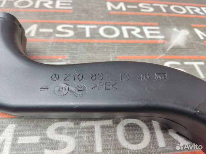 Воздуховод печки левый Mercedes-Benz E-Class W210