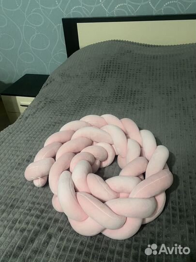 Бортики в детскую кроватку косичка