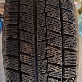 Bridgestone Blizzak Revo GZ 205/60 R16 92S