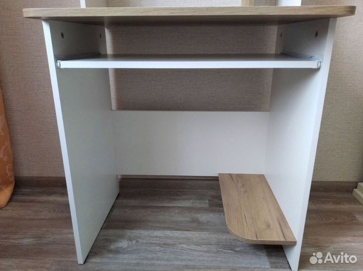 Стол компьютерный Грета-1 белый