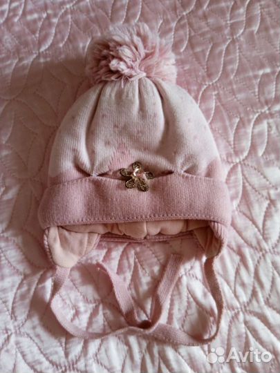 Шапки на девочку 1-1.5 года