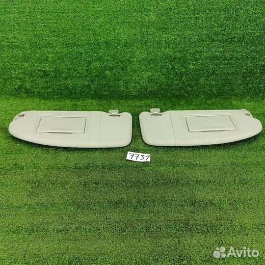 Солнцезащитный козырек Ford Focus 2 2007 1700319