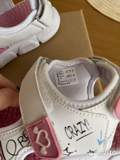 Сандалии для девочки