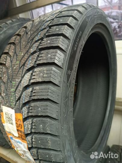 Tracmax X-Privilo S500 245/40 R18