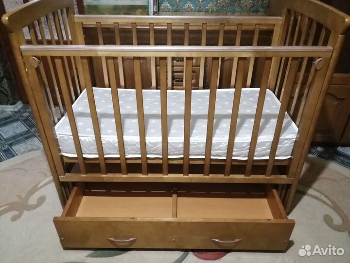 Ортопед.матрас120на60см,кроватка-маятник с ящиками