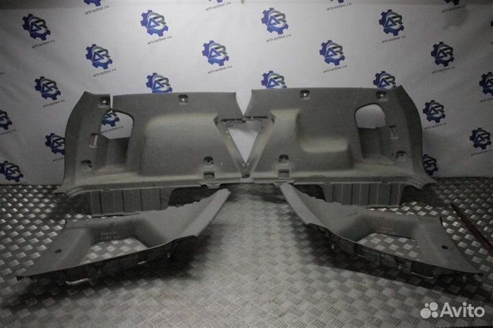 Пластик салона Pontiac Vibe Gt 2ZZ 1.8 182Л.С 2003