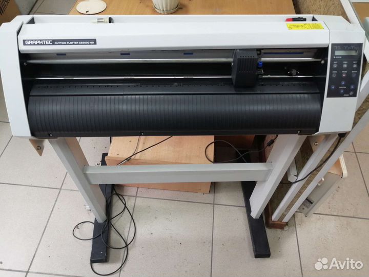 Режущий плоттер graphtec
