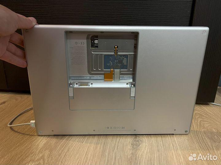 Ноутбук apple MacBook Pro 15 (выпуск 2008)