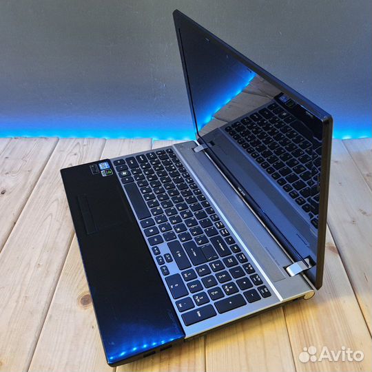 Ноутбук Acer V3-571G-53214G50Makk