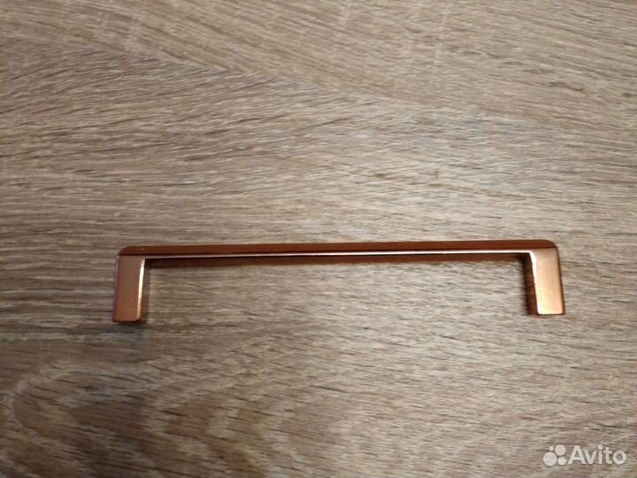 Мебельные ручки