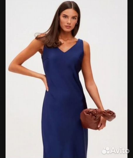 Платье атласное 46 (м)