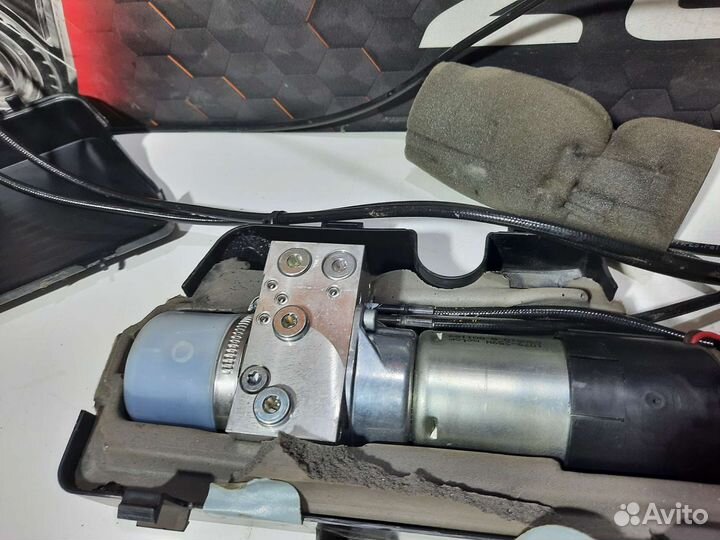 Механизм подъёма двери багажника Mercedes-Ben W164