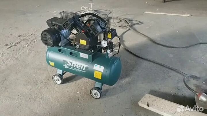 Компрессор воздушный 440 л/мин 50л