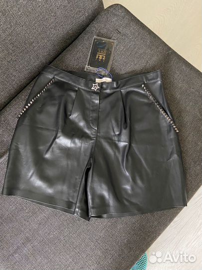 Кожаные шорты новые