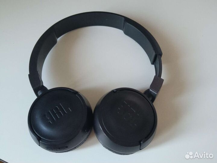 Беспроводные наушники jbl t450bt