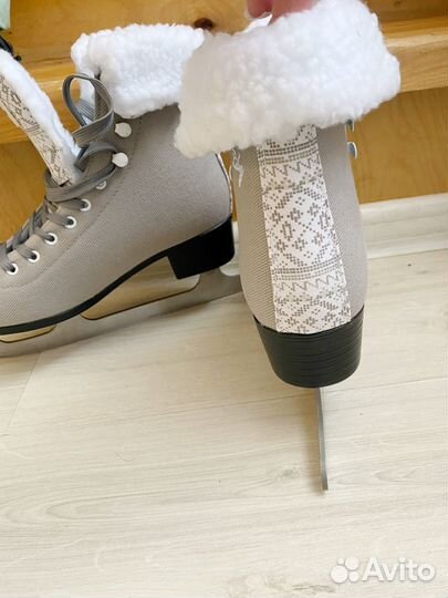 Фитнес коньки женские