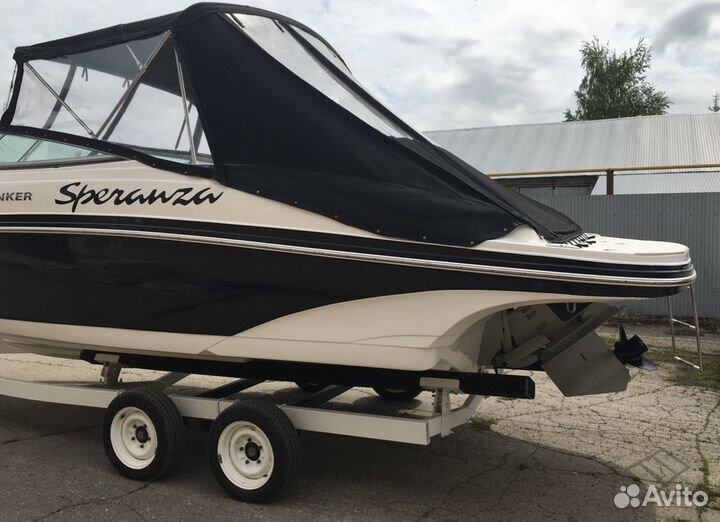 Продаю Rinker 246 CC