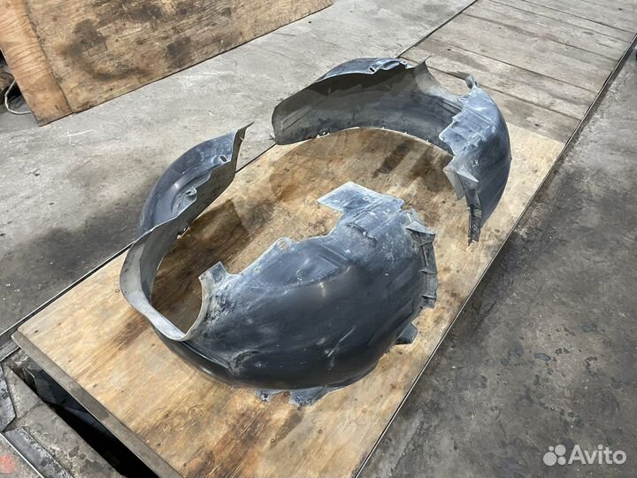 Подкрылок передний Ford Focus 2 Фокус 2 оригинал